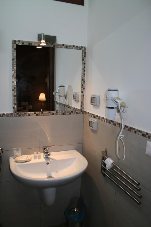 B&B Tifeo Villafranca Tirrena Kültér fotó